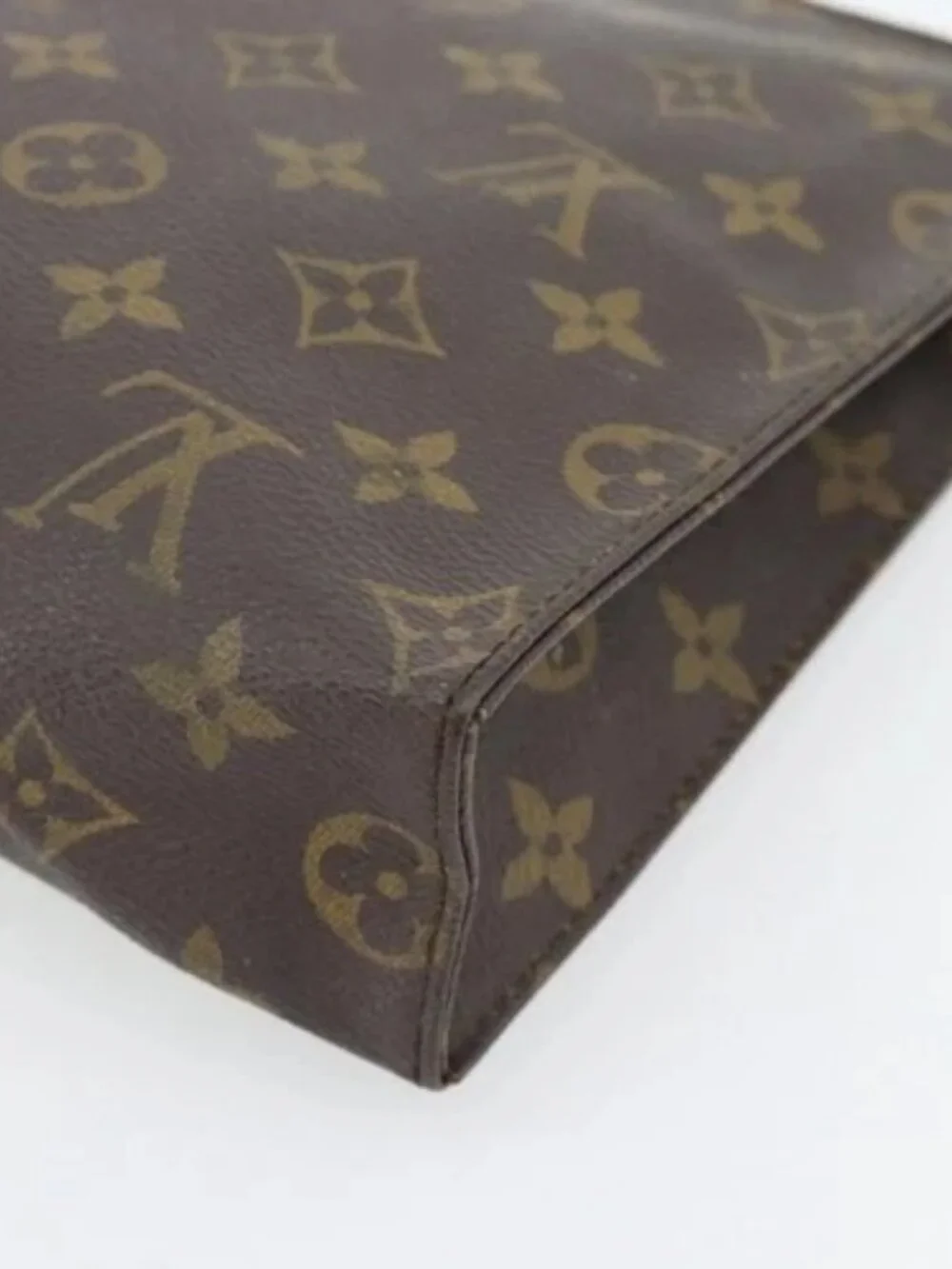 LOUIS VUITTON Monogram Poche Toilette 26 Pouch M47542 LV Auth 180910